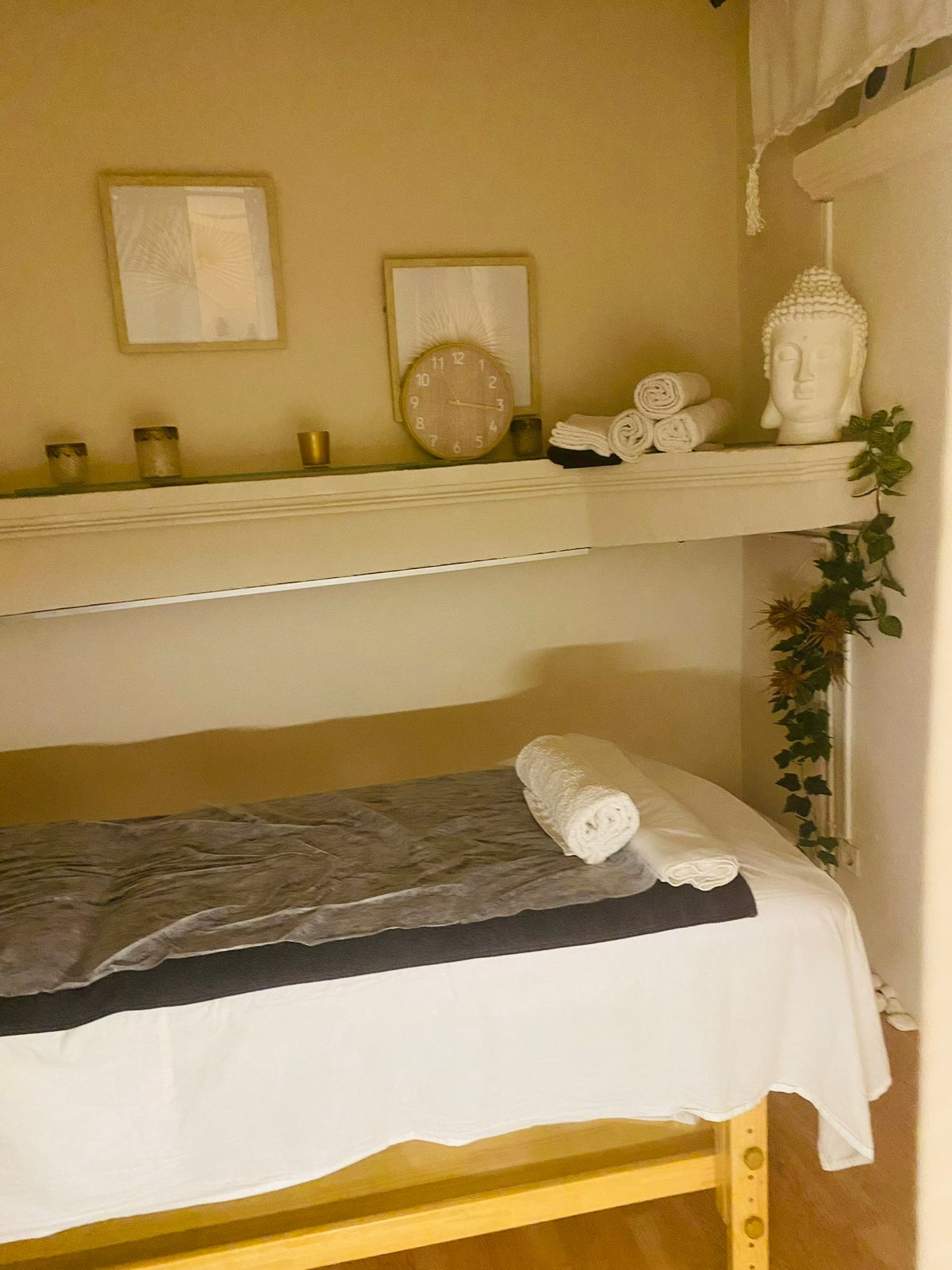 A Couples Spa Day Package in Athens